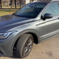 Volkswagen tiguan allspace  7 posti
