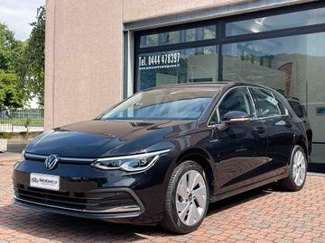 Volkswagen Golf 1.5 eTSI 130 CV EVO ACT DSG Style 