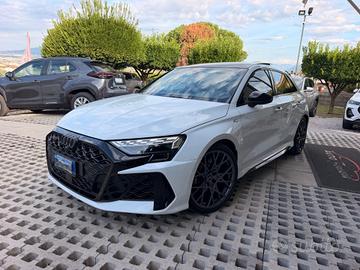 Audi A3 RS 3 SPB TFSI quattro S tronic