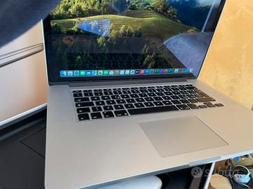 MacBook Pro Retina 15 pollici 16gb Ram i7,  2015