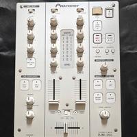 Pioneer DJM350 White