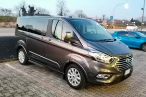 Ford tourneo custom Titanium 150 Cv.