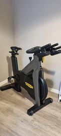 TECHNOGYM Group Cycle Ride