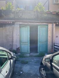 Garage bottega pressi artino caffè mascalucia