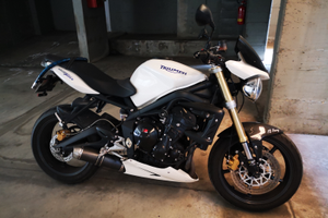 Triumph street triple 675