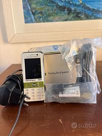 Sony Ericsson bianco verde