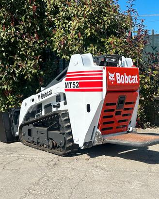 P169 - MINIPALA BOBCAT MT52