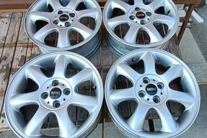 4 cerchi in lega da 16 " originali Mini.