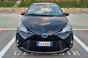 TOYOTA Yaris 1.5 Hybrid 5 porte Business