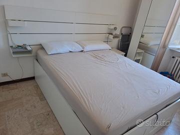 LETTO MATRIMONIALE / ARMADIO