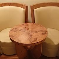 Meravigliose poltrone decò con tavolino 