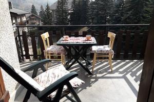 Bilocale con terrazzo, bella vista