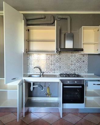 Cucina disponibile già smontata pronta per ritiro