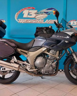 YAMAHA TDM 900