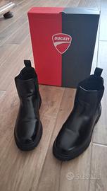 Scarpe stivaletti Ducati uomo nere tg 43.