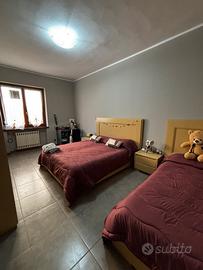 Stanza singola con letto matrimoniale e bagno