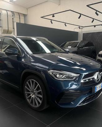 MERCEDES-BENZ GLA 200 d Automatic Premium