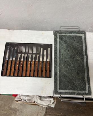 Pietra ollare e set forchette per carne