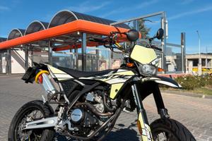 FANTIC SUPERMOTARD 125 PERFORMANCE 2019
