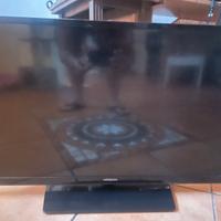 Smart tv 32” Hitachi per cambio tv