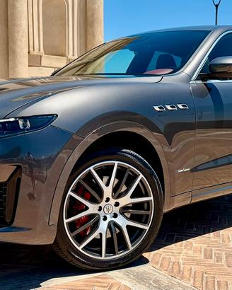 Maserati Levante 3.0 Diesel 250CV GrandSport