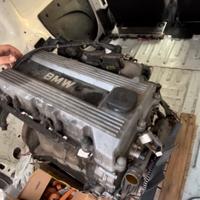 Motore bmw 318 is m42b18