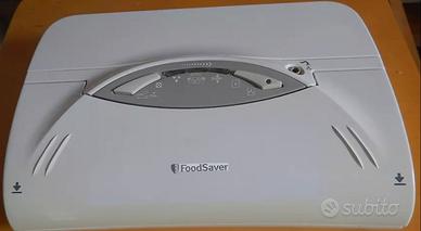 MACCHINA PER SOTTOVUOTO  FOODSAVER V1040