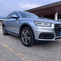 AUDI Q5 2.0tdi 199cv quattro SUPERACCESSORIATA
