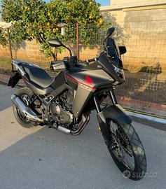 Honda transalp 750