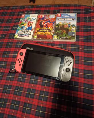Nintendo Switch più 4 giochi
