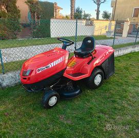 trattorino tagliaerba oleomac