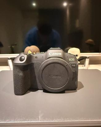 Canon r8 + corredo completo