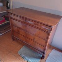 Cassettone capuccino in noce metà 800