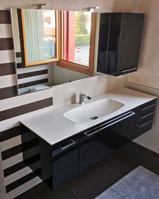 Mobile bagno piano Corian