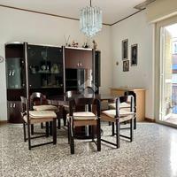 3 LOCALI A GIUGLIANO IN CAMPANIA