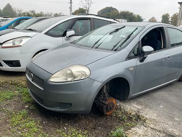 Muso Grande Punto evo Fiat per ricambi 199A4000