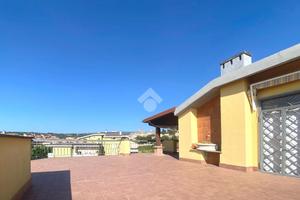 3 LOCALI A FABRICA DI ROMA