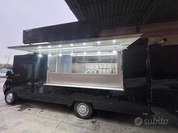 Autonegozio Arrosticini Ambulante Food Truck