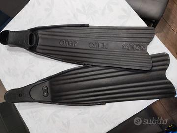 Pinne Omar - Cressi  consegna a mano solo su Roma.