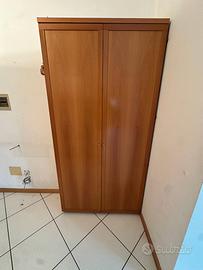 Armadio / guardaroba in legno massello 2 ante