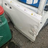 Portiera posteriore destra toyota rav 4 (v serie)
