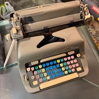 Macchina da scrivere