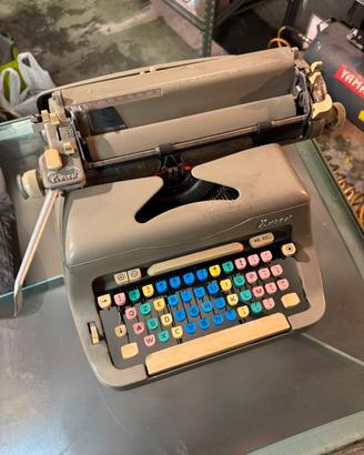 Macchina da scrivere