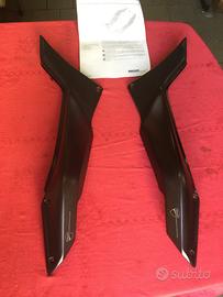 Ducati MTS 1200 / 1200-S fianchetti post. carbonio