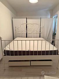 Letto matrimoniale Ikea con materasso in memory fo