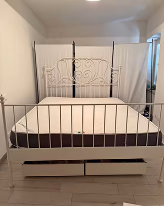 Letto matrimoniale Ikea con materasso in memory fo