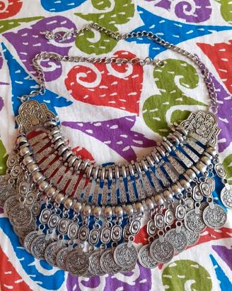 Collana boho indiana con monete 
