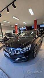 COMODISSIMA BERLINA DAI BASSISSIMI CONSUMI