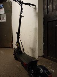 Monopattino Elettrico Joyor T10