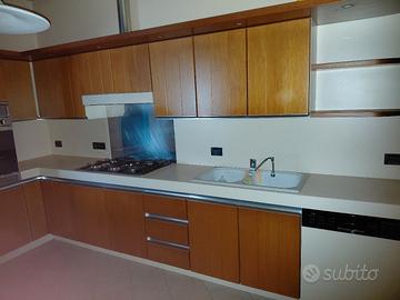  cucina completa di elettrodomestici 